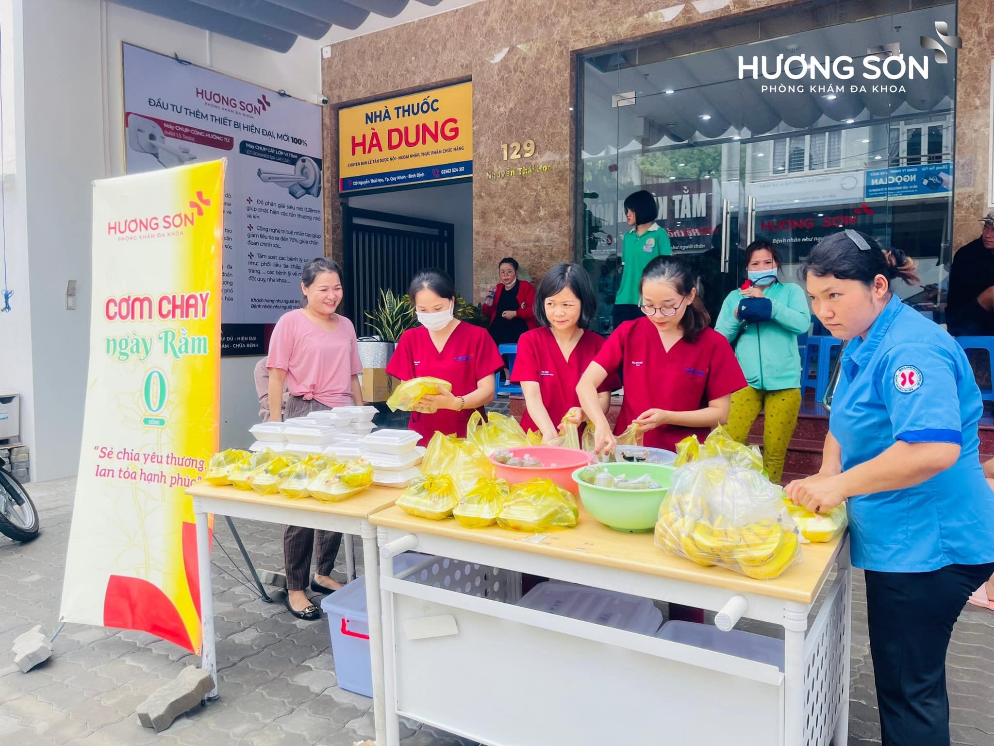 Phòng Khám Đa Khoa Hương Sơn Phát Cơm Chay Từ Thiện – Sẻ Chia Yêu Thương, Lan Tỏa Hạnh Phúc